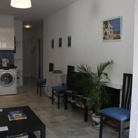 Casa Lesley Anne Apartment Nerja